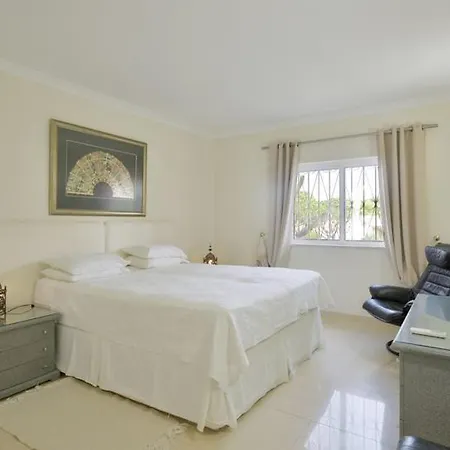 Sleeps 8 Pool Air Con T607874 * ואלה דה לובו