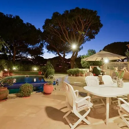 Sleeps 8 Pool Air Con T607874