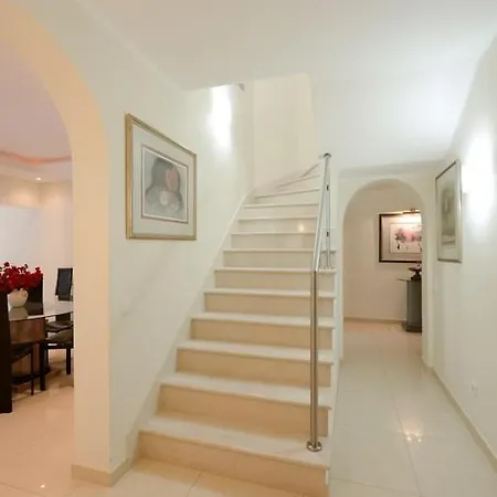 Sleeps 8 Pool Air Con T607874 * ואלה דה לובו