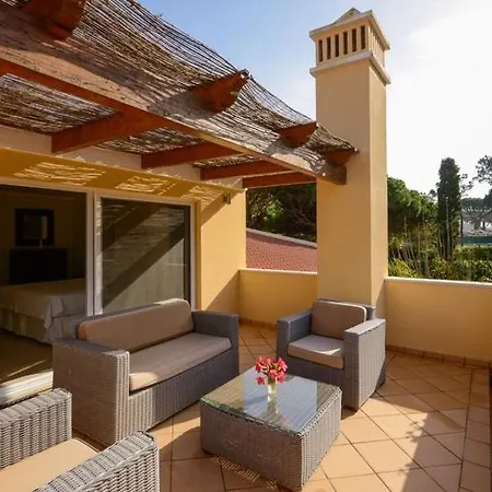 וילה Sleeps 8 Pool Air Con T607874 *